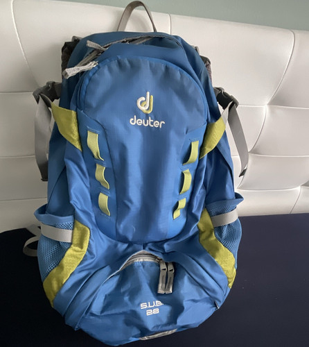 Deuter 28 airstripes - deuter, s.u.b.